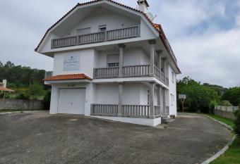 CASA PASAXE-Bajo has Balcony rooms