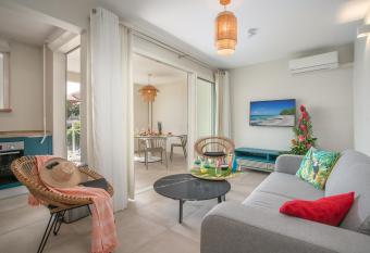 Kaouanne has Balcony rooms