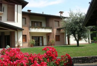 Casa Ceruti has Balcony rooms