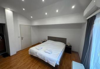 Mikasa has Balcony rooms