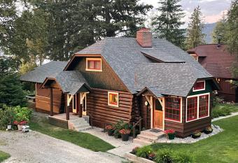 Sleep's Cabins allows 18 year olds to book a room