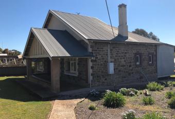 Aberdeen Cottage allows 18 year olds to book a room