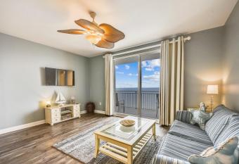 Splash Beach Resort #1705-W by Book That Condo has Balcony rooms