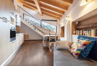 Agriturismo Al Gallo Nero La Torre has Balcony rooms