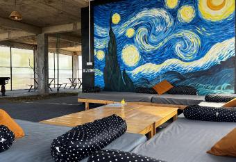 Flyscape allows 18 year olds to book a room