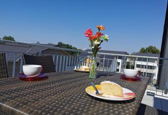 Schlossseeapartment has Balcony rooms