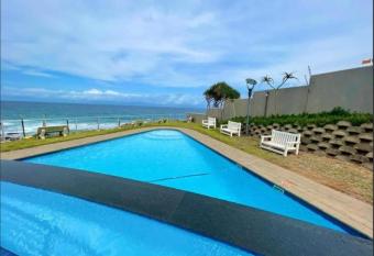 Whale Rock, Modern Beachfront Apartment has Balcony rooms