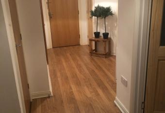 Glasgow Green Duplex has Balcony rooms