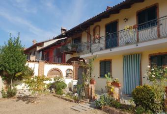 Casa mami has Balcony rooms