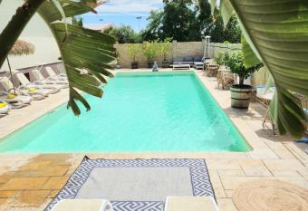 Ron De Mar #2 modern room has Balcony rooms