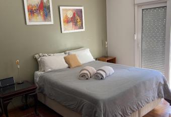 Suite em Casa Residencial has Balcony rooms