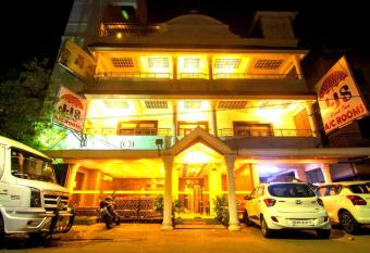 JJS MINI AC PARTY HALL has Balcony rooms