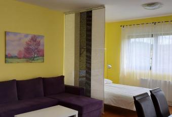Studio apartman Sandra has Balcony rooms