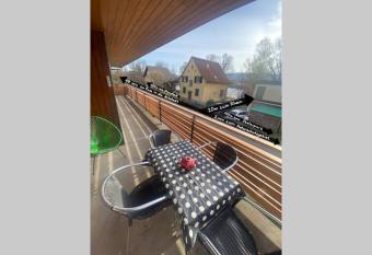 Familien-Haus,Garten,Grill,20m zum Rhein has Balcony rooms