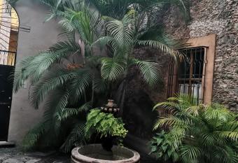 Lele Room Downtown Quer  taro has Balcony rooms