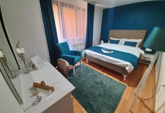 Apartman Lara has Balcony rooms