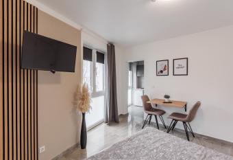 Apartments Cologne allows 18 year olds to book a room