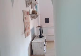 Shared Apartmentl Moana allows 18 year olds to book a room