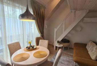   iki puki apartamentai Pien  s p  kas has Balcony rooms