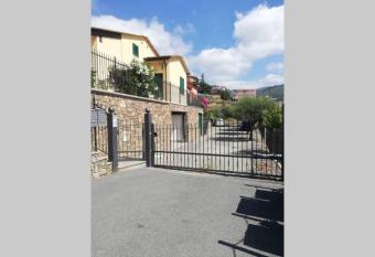 Casa Mary has Balcony rooms