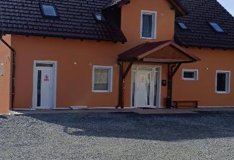 Penzion Forest 2 has Balcony rooms