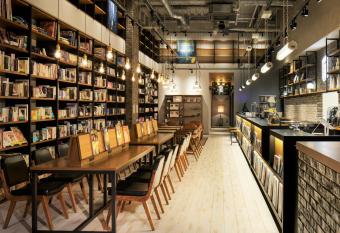 LAMP LIGHT BOOKS HOTEL fukuoka has Balcony rooms