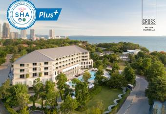 Cross Pattaya Pratamnak - SHA Plus has Balcony rooms