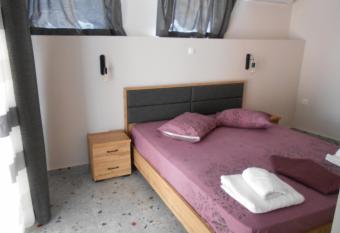 Haris Apartments has Balcony rooms