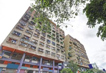 SPOT ON Hotel Krishna allows 18 year olds to book a room