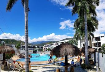 Apartasol Santafe de Antioquia has Balcony rooms