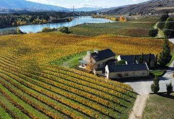 Towan House at Carrick Winery has Balcony rooms