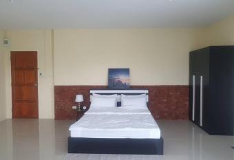 Ek Residence Banchang City has Balcony rooms