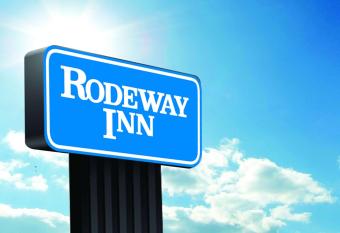Rodeway Inn has Smoking rooms