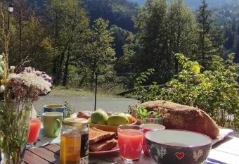 La Sabaudia has Balcony rooms