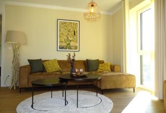 Dahmer Strand 10 allows 18 year olds to book a room