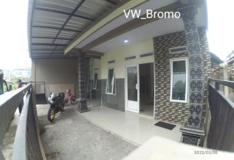 wijayanti s villa has Balcony rooms