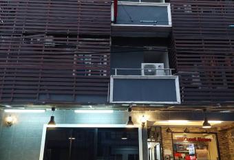 BB GuestHouse has Balcony rooms