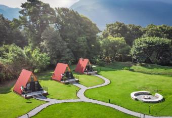 Glamping Nool has Balcony rooms