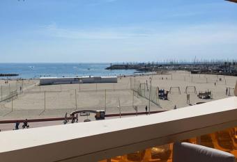L   HORIZON -Appartement 1  re ligne vue Mer Classe3* has Balcony rooms