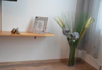 Vega - Free Parking - Self Checkin has Balcony rooms