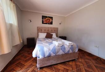 Hostal Calicanto has Balcony rooms