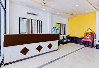 Collection O Iris allows 18 year olds to book a room