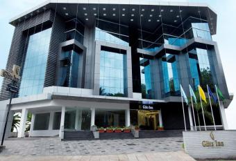 GLITZ INN allows 18 year olds to book a room