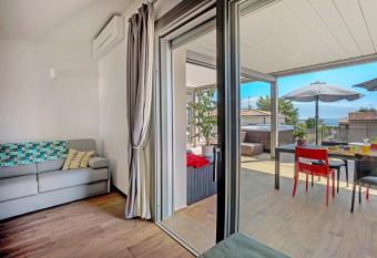 Villa Donne del Lago Vittoria has Balcony rooms