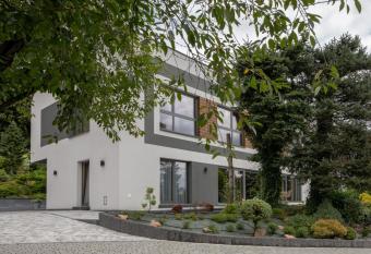 D  bowy Zak  tek - SPOKOJNY, KOMFORTOWY WYPOCZYNEK W OKOLICY KRAKOWA allows 18 year olds to book a room