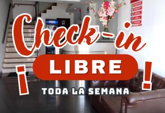 Hostal HM has Balcony rooms