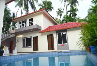 Sea Sight Resort has Balcony rooms