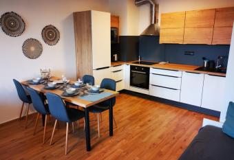 KaVi Apartments #3, TOP city view! has Balcony rooms