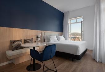 Exe Vigo allows 18 year olds to book a room