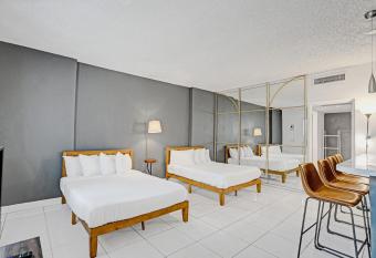 Dip 2255 - 1BR 1Bath Hallandale Beach FREE PARKING SWIMMING POOL allows 18 year olds to book a room